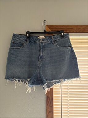 Abercrombie & Fitch Distressed Light Blue Denim Shorts